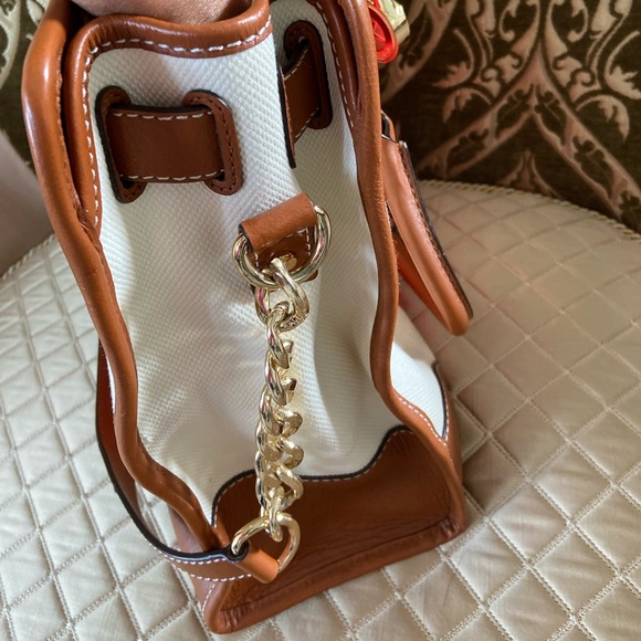 BLACK FRIYAY!!Michael Kors! Sophisticated bagNWOT! Stored w/❤️ - Picture 6 of 14